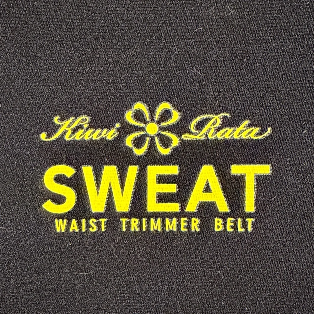 Kiwi Rata Black Waist Trimmer Belt. Size S. Up to 30” NWOT